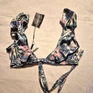 PRETTYLITTLETHING women's size 4 pale khaki leafy frill tie front bikini top New